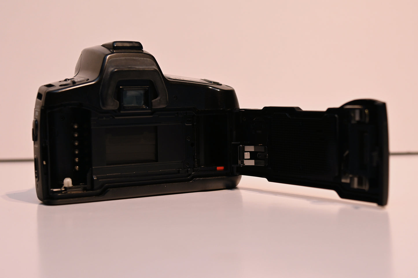 Minolta 101Xi - 35mm SLR Camera