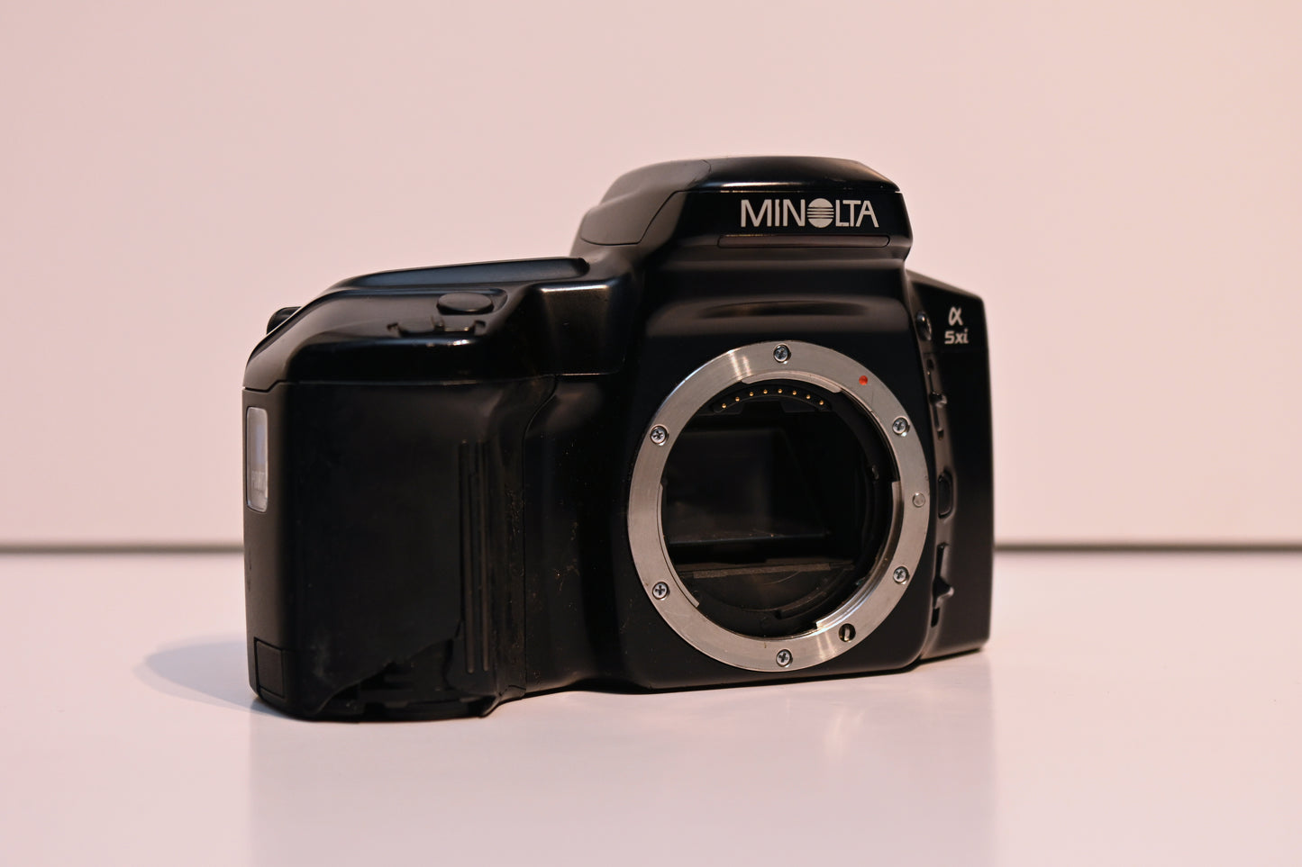 Minolta 5XI - 35mm SLR Camera