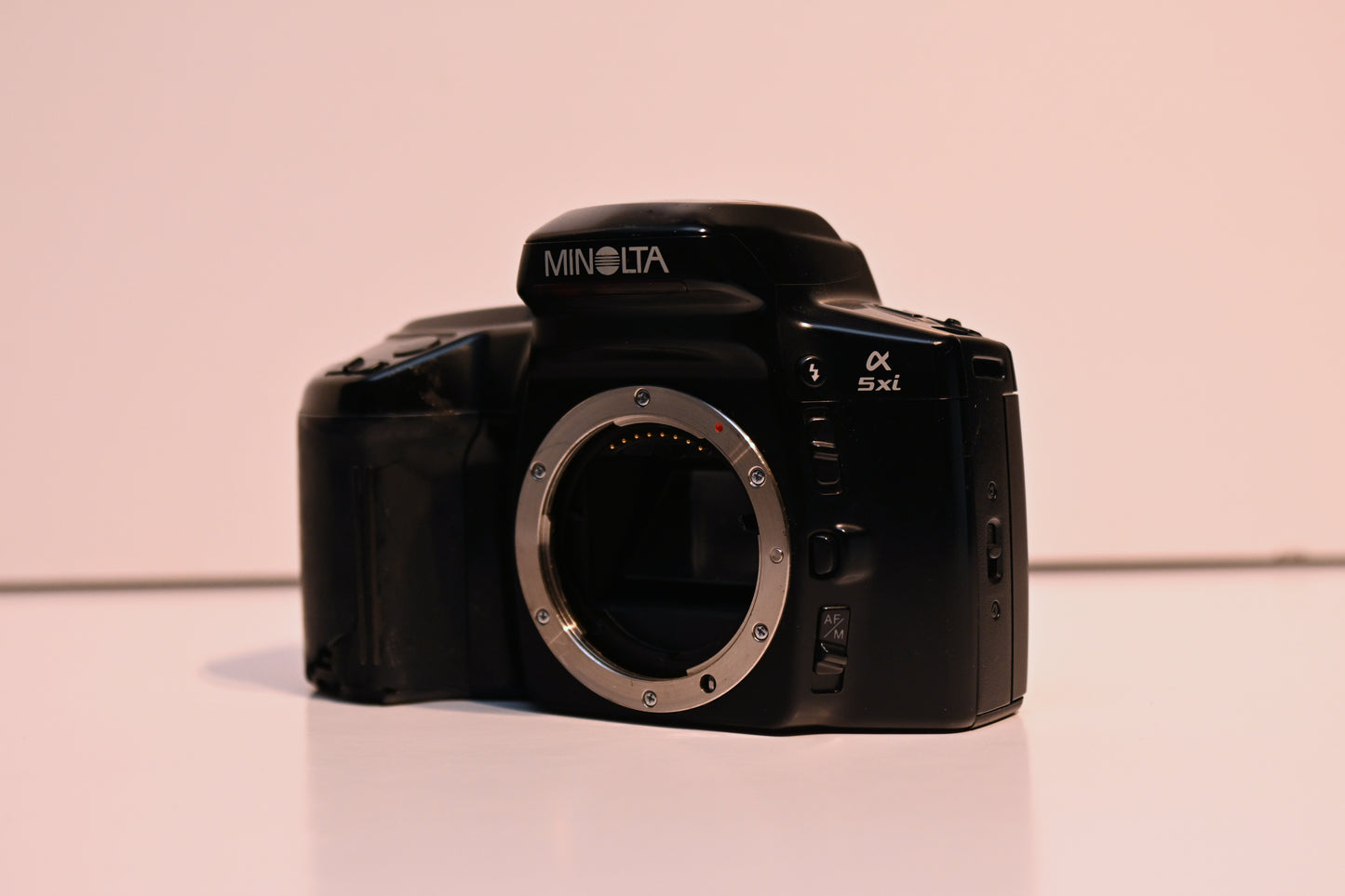 Minolta 5XI - 35mm SLR Camera