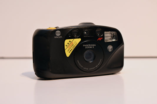 Minolta Pana 5 - Point & Shoot Panoramique 35mm